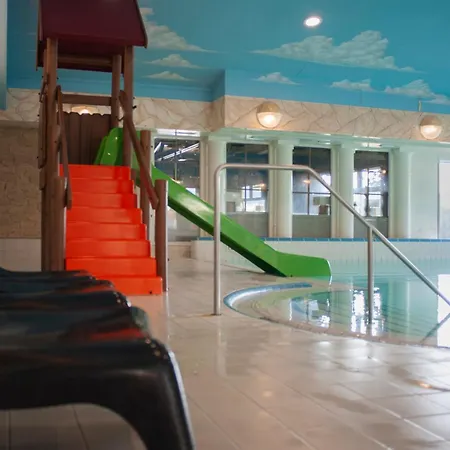 Nyaraló Groepsboerderij | 20 Personen *