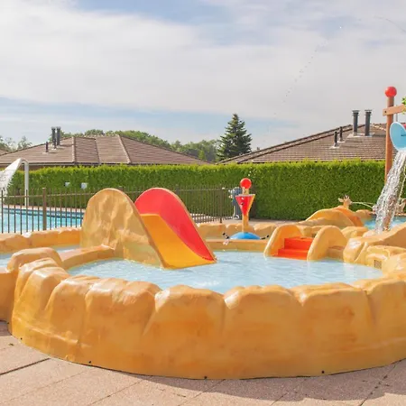 Nyaraló Groepsboerderij | 20 Personen *