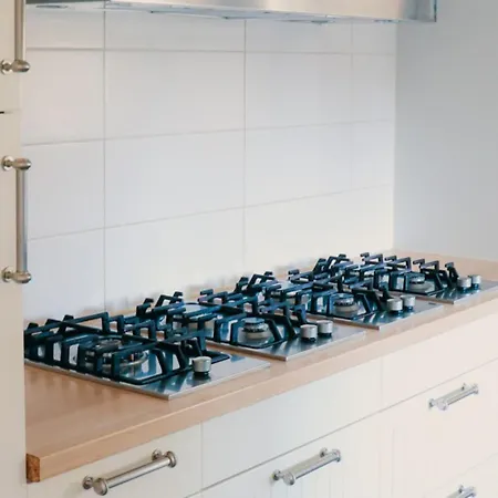 펜션 Groepsboerderij | 20 Personen 부투이젠